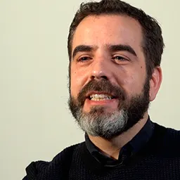 Entrevista a Eduard Escoffet, director del Festival Poesia i + - episode art