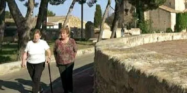Ja ens tornem a veure les cares al carrer