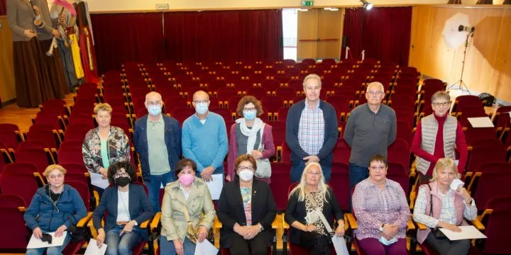 Riudellots de la Selva dóna la benvinguda als nounats i premia als jubilats