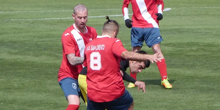 Cop d'efecte a la lliga de l'Athlètic Rubí