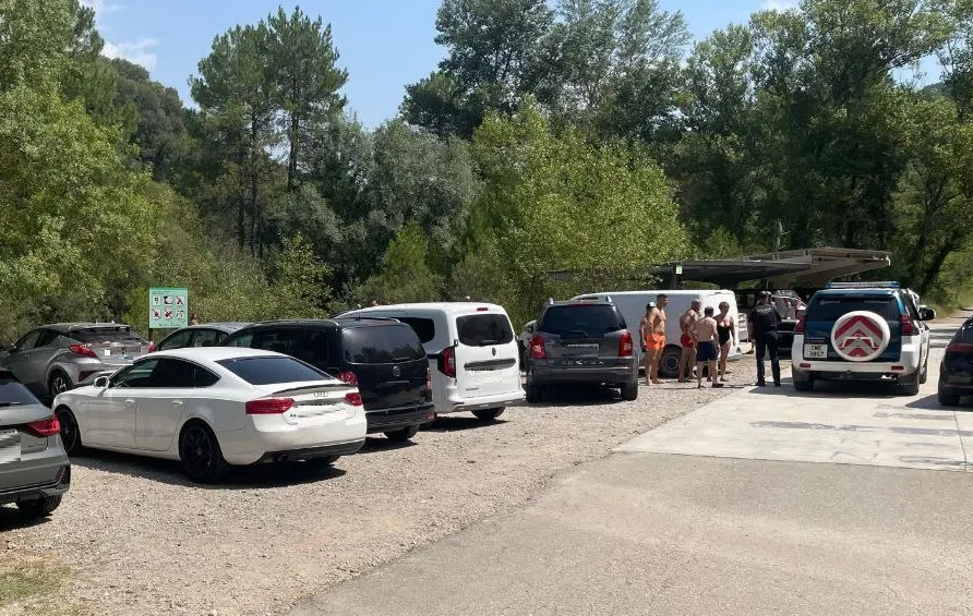 Els Mossos efectuen 7 denúncies i aixequen dues actes a la Ribera Salada