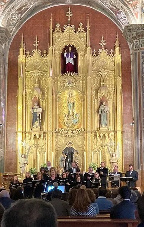 Todos los detalles del homenaje del Coro Auxilium en homenaje a Juan Manuel Espinosa, en COPE Utrera