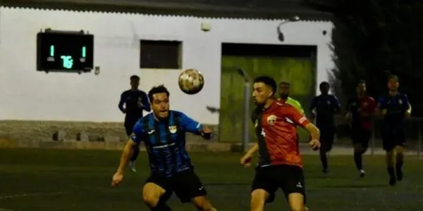 Empat estèril en el derbi entre la Riera i el Creixell (0-0)