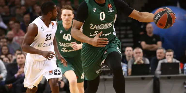 El Barça presentarà aquest migdia a Brandon Davies