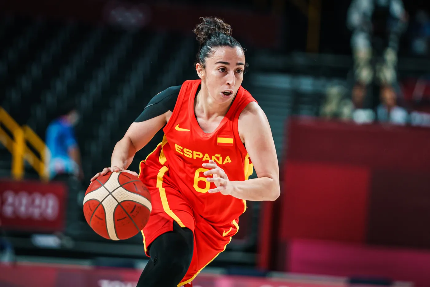 A les noies de bàsquet els toca patir per guanyar a Corea (69-73)
