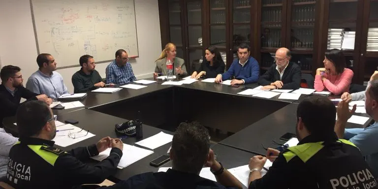 L'Ajuntament de Pineda tanca equipaments municipals i suspèn actes i activitats programades