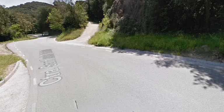Millores a l'asfalt de la carretera de Sant Iscle i Torrentbò