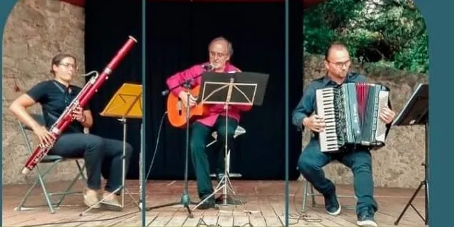 La nostàlgia de la música folk catalana al concert 'Trio Ítaca. Mar de cançons'