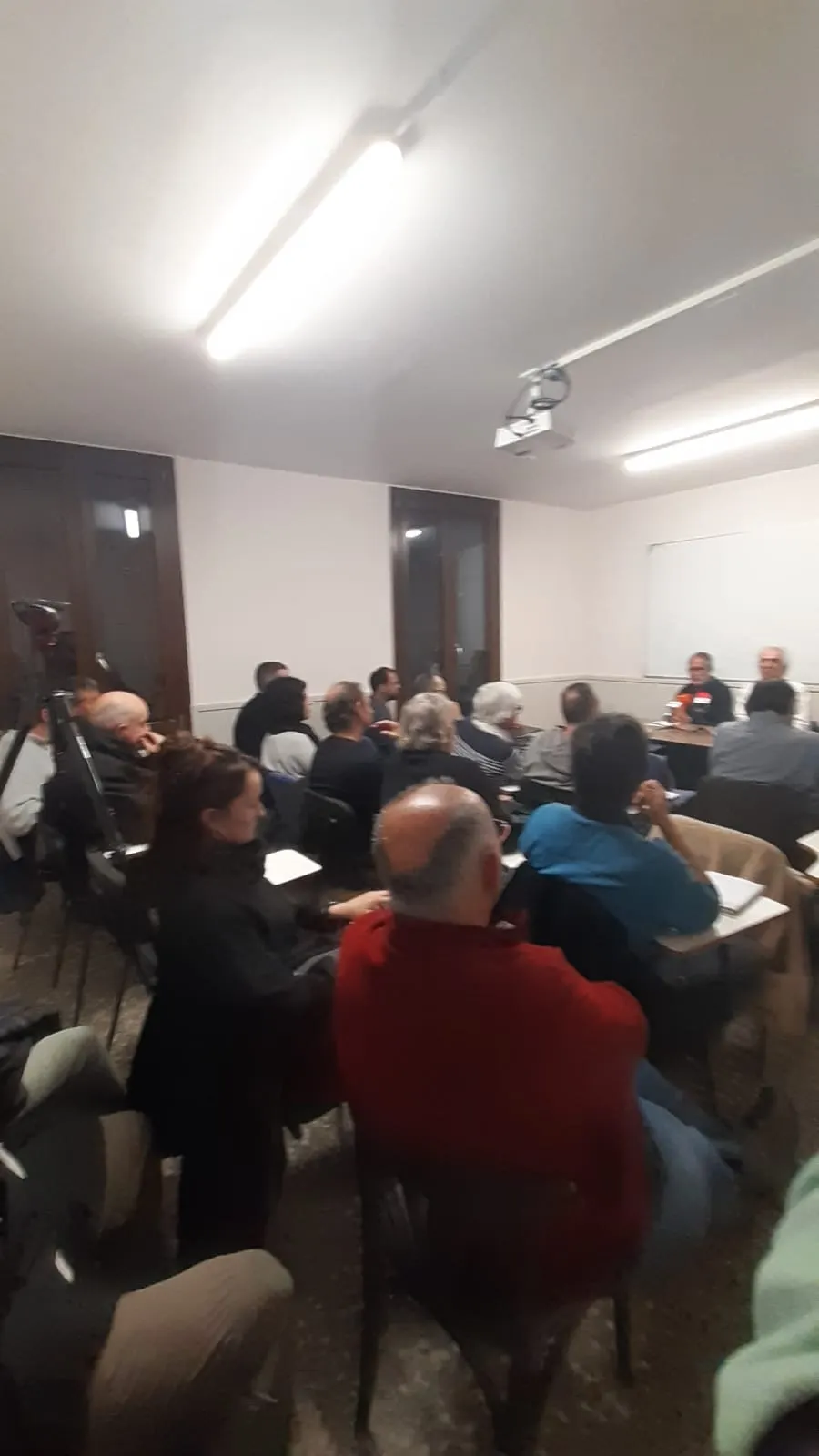 Carerac Verd resumeix públicament la situació d'abocaments impropis a Caldes