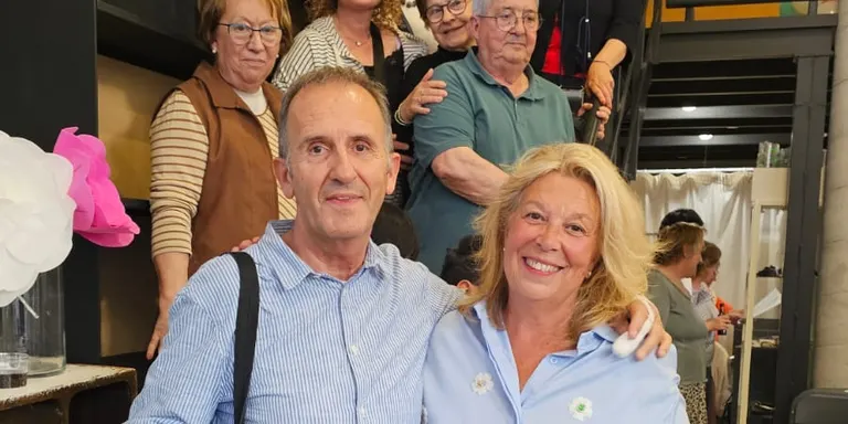 Fènix rep un donatiu de 2.240 euros d'una desfilada solidària a Oliana