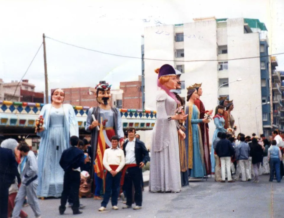 L'Arxiu Municipal mostra una exposició del gegant Dragut, nascut per iniciativa dels veïns de Poblenou