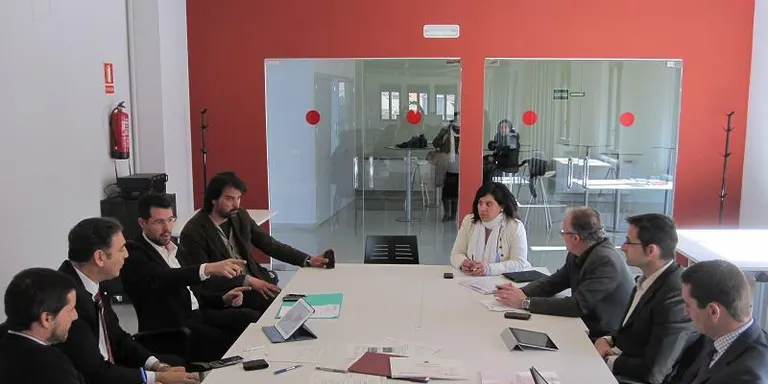 L'Alt Urgell treballa per millorar l'accés a la banda ampla