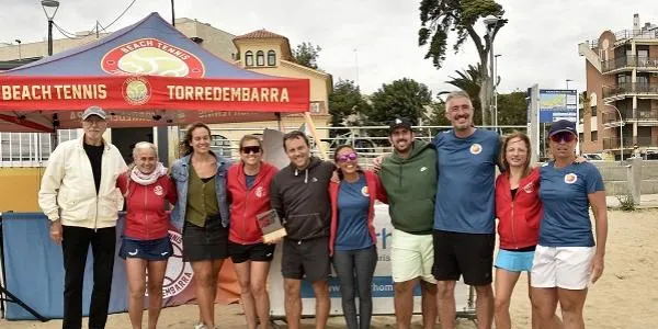 El Beach Tennis Torredembarra, bronze en el Campionat de Catalunya per Equips disputat a la platja de la Paella