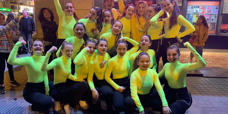 El grup de dansa New Crew del CN Caldes ha aconseguit aquest cap de setmana la primera posició al campionat Show your dance en la modalitat de hip hop