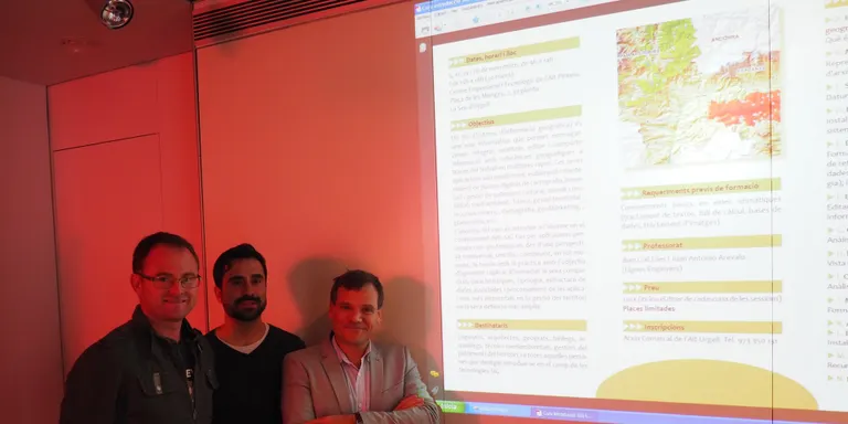 Curs pràctic a l'Arxiu Comarcal de l'Alt Urgell d'introducció als sistemes d’informació geogràfica