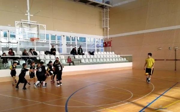 L’equip Infantil Femení del CB Altafulla dóna el tret de sortida a la nova jornada de competició