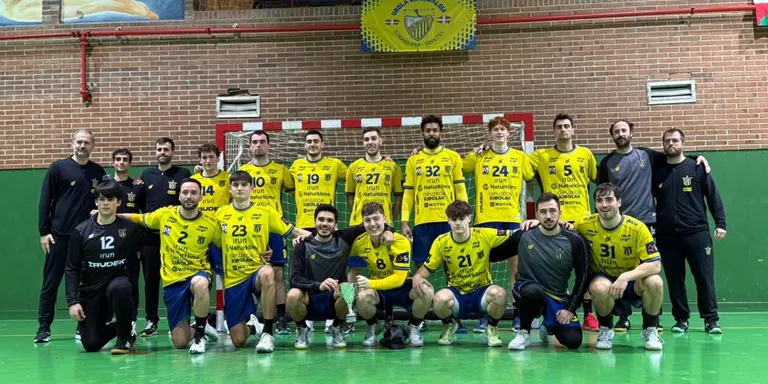 EL IRUDEK BIDASOA IRUN SE ADJUDICA LA EUSKAL KOPA ANTE UN BUEN ZARAUTZ 34-40