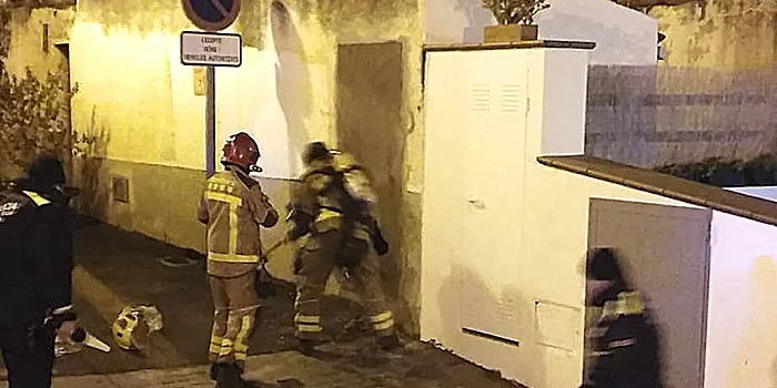 Un dels okupes de la casa del carrer de la Perera ha tornat a provocar un incendi aquesta matinada