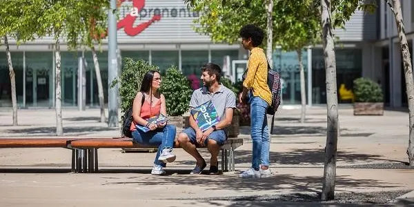 L'oferta de màsters de la Universitat Rovira i Virgili manté l'aposta per abordar els grans reptes tecnològics i ambientals actuals