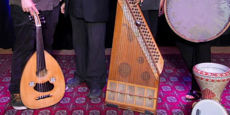DEMÉSENLLÀ 777: Al Qahwa