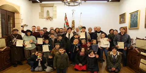 AMUTE-KOSTA ES LA MEJOR CARROZA Y PREMIO A LA MEJOR COMPARSA PARA ‘TXOTXUAK’