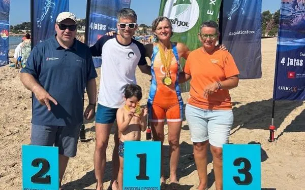 Alícia Domingo i Javier Vázquez, nous campions del Campionat de Catalunya d’Aqua Beach Trail