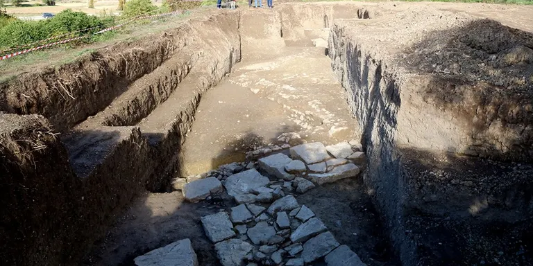 L'excavació a la muralla romana d'Isona la confirma com la més gran de Ponent i el Pirineu