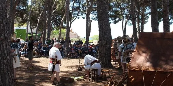 El festival Tarraco Viva transforma la pineda del Castell en un campament romà