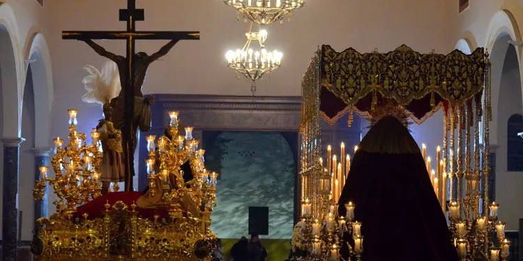 La hermandad de los Estudiantes y el sacerdote Juan Luis Rubio visitan ‘Semana Santa en la Campiña’