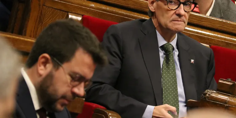 Aragonès i Illa s'emplacen a parlar avui per intentar desencallar un acord de pressupostos