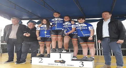 Buena actuación del Club Ciclista Irunes en las contra reloj por equipos.