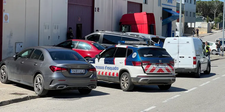 Un mort i un ferit greu en un tiroteig al polígon industrial de Riudellots de la Selva