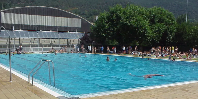 L'Ajuntament de la Seu convoca places per al Casal Esportiu d'Estiu i la Piscina Municipal
