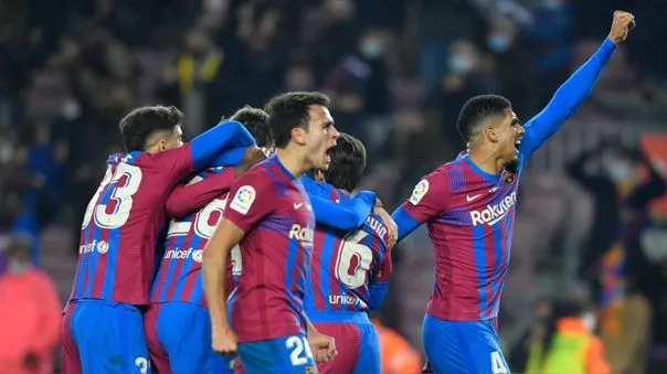 Lluita per la segona posició al Camp Nou