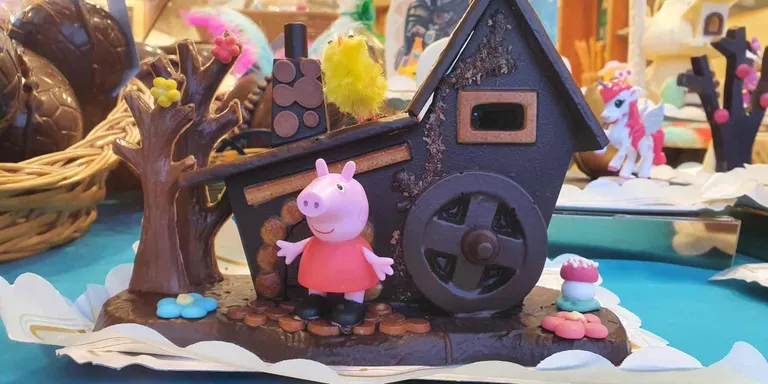 Els pastissers tenen a punt les mones de Pasqua