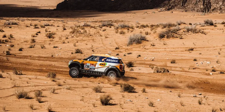 Laia Sanz i Isidre Esteve, al 'top-30' de la general del Dakar després de la segona etapa