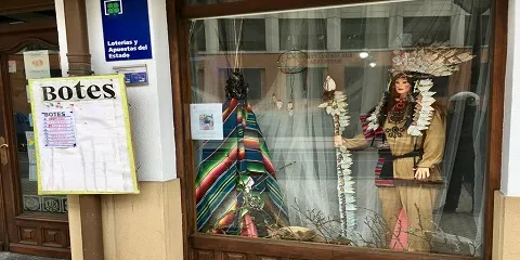 EL AYUNTAMIENTO CONVOCA EL VIII. CONCURSO DE ESCAPARATES DE CARNAVALES PARA LOS COMERCIOS