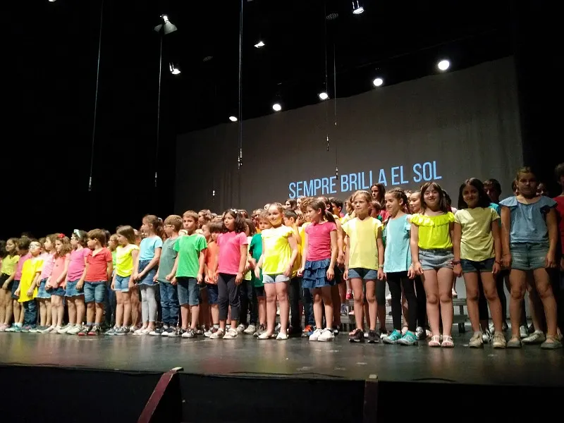 Les corals escolars omplen de vida La Sala