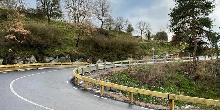 Enllesteixen la millora de la carretera BV-5207 entre l'Esquirol i Tavertet amb una inversió de gairebé un milió d'euros