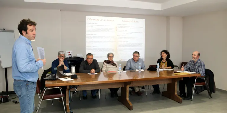 Les editorials pirinenques reivindiquen la creació d'una distribuïdora pròpia