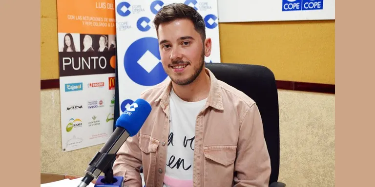 El utrerano Antonio Toro cuenta en COPE Utrera cómo ha transformado la manera de leer