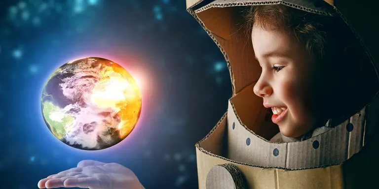Un centenar de persones s’han inscrit en els tallers familiars per descobrir l’Univers en 360º