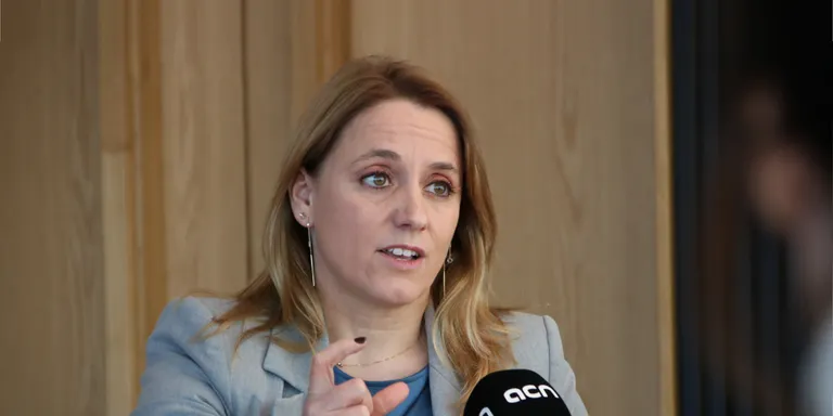 Mas avisa Albiach que és "difícil d’explicar" vetar els comptes pel Hard Rock: "No ens podem tirar pedres al sostre"