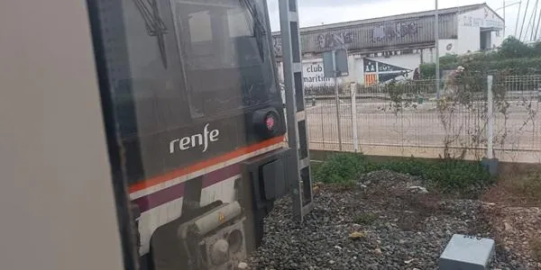 S’avaria un tren regional a l’altura de Torredembarra