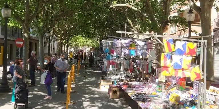 El mercat de Solsona de divendres s'amplia a la plaça del Camp i l'avinguda del Cardenal Tarancón per poder acollir totes les parades