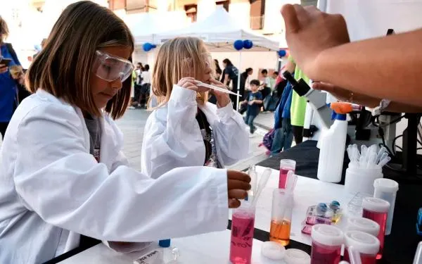 La Nit Europea de la Recerca ofereix prop d’un centenar d’activitats a la demarcació de Tarragona