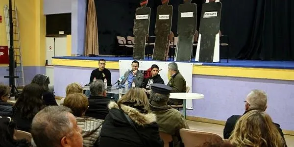 ERC, JxCat i la CUP traslladen als altafullencs la necessitat de sumar la majoria de vots independentistes el 21-D