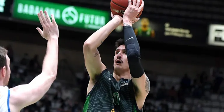 La Penya acaba el somni europeu als vuitens de final