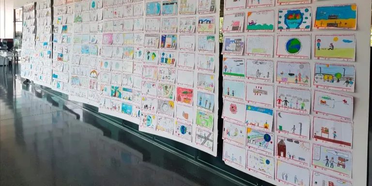 Exposició de les obres presentades al Concurs escolar de dibuix del gOvi