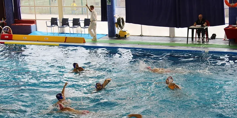 Cites de diferent caire en waterpolo